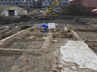 907193 Afbeelding van archeologisch onderzoek op het terrein van het nieuwbouwproject Zijdebalen aan de Zeedijk te ...